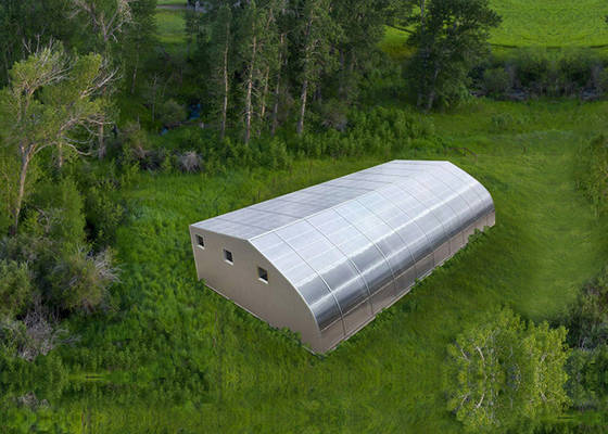Duży prefabrykowany dom stalowy zadaszenie wiaty wiatowej zielony dom z panelem słonecznym