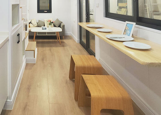 Prefab Tiny House Na Kółkach z Sypialnią i Łazienką Gotowy do Wysyłki