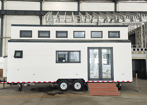 Dwupoziomowy dom modułowy z 2 sypialniami na sprzedaż | Z patio i gotowy do wysyłki