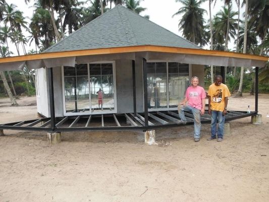 Lekka stalowa kratownica dachowa Prefabrykowana ławka Hotel / Island Resort Beach Overwater Bungalow