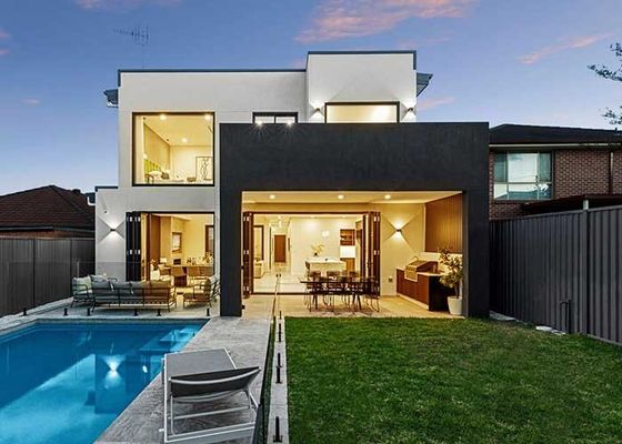 Dom prefabrykowany z 2 sypialniami o niestandardowym rozmiarze i dachem z płyty warstwowej EPS / wełny skalnej / PU